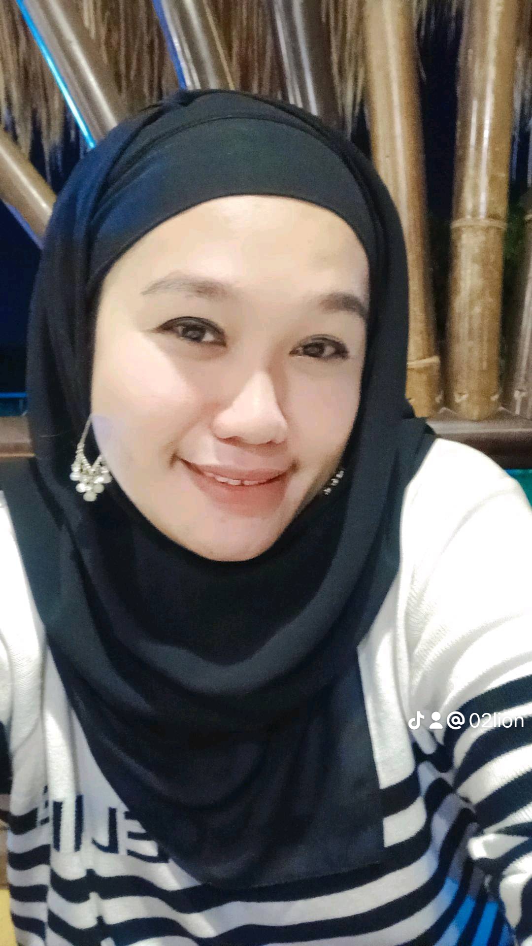 Upaya Penanggulangan Kemiskinan Ekonomi di Indonesia Melalui Perspektif Pekerja Sosial