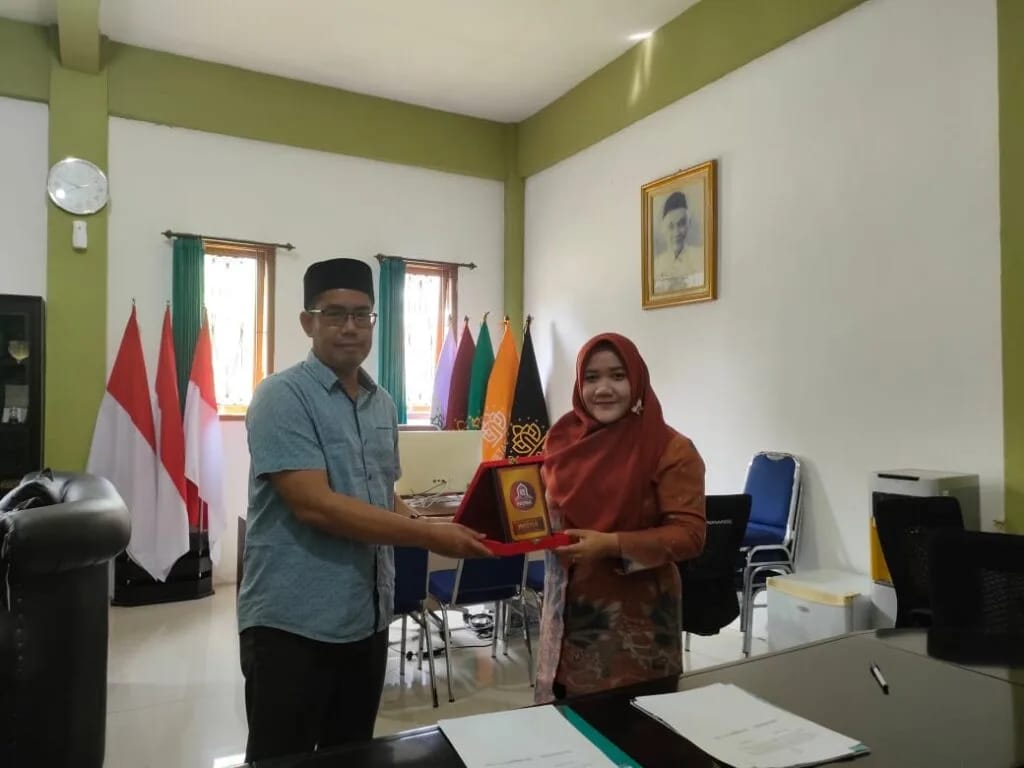 INISMA Jambi Jalin Kerjasama Dengan Universitas KH. Abdul Chalim, Mojokerto